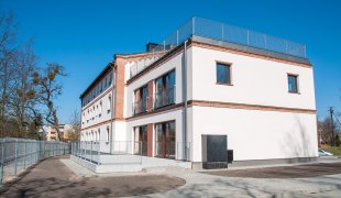 Spichlerz prawie gotowy - koniec marca - kliknij, aby przejść do galerii