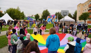 Festyn rodzinny z okazji pożegnania lata i kino letnie - kliknij, aby przejść do galerii