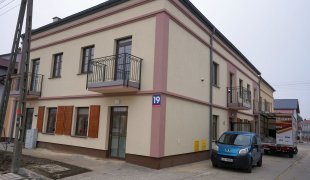 Kamienica na Rynku II czeka na mieszkańców - kliknij, aby przejść do galerii