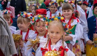 Dożynki Powiatowe w Zawieprzycach - kliknij, aby przejść do galerii