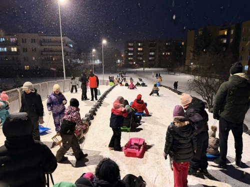  Górka saneczkowa na os. Samsonowicza znów tętni życiem!