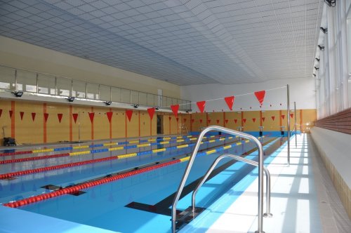 Zapraszamy na nieodpłatne zajęcia sportowe na basenie